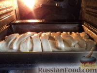 Фото приготовления рецепта: Пирог "Косичка" из творожного теста - шаг №11
