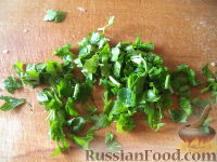 Фото приготовления рецепта: Салат из сельдерея и яблок - шаг №6