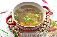 Фото приготовления рецепта: Постный грибной суп с овощами и шпинатными макаронами - шаг №9