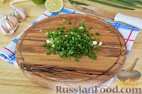 Фото приготовления рецепта: Салат из брокколи и цветной капусты - шаг №9