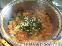 Фото приготовления рецепта: Картофельное рагу - шаг №8