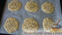 Фото приготовления рецепта: Постное печенье на огуречном рассоле - шаг №6
