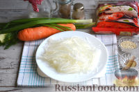 Фото приготовления рецепта: Фунчоза с курицей и овощами - шаг №3