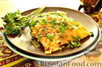 Фото приготовления рецепта: Мандирмак (овощи с яйцом на сковороде) - шаг №11