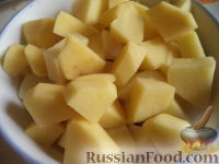 Фото приготовления рецепта: Суп фасолевый с картофелем - шаг №4