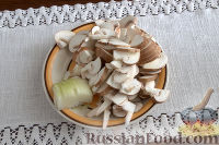 Фото приготовления рецепта: Макаронная запеканка с грибами (в мультиварке) - шаг №2