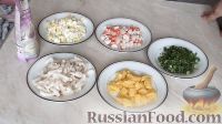 Фото приготовления рецепта: Салат с кальмарами и крабовыми палочками - шаг №6