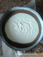 Фото приготовления рецепта: Творожная запеканка в шоколадном тесте - шаг №2