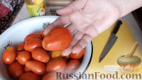 Фото приготовления рецепта: Вяленые помидоры (в духовке) - шаг №2