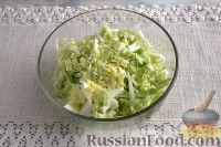 Фото приготовления рецепта: Запеканка капустная с адыгейским сыром (в мультиварке) - шаг №2