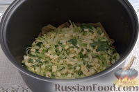 Фото приготовления рецепта: Запеканка капустная с адыгейским сыром (в мультиварке) - шаг №8