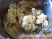 Фото приготовления рецепта: Картофельные котлеты с грибами - шаг №5