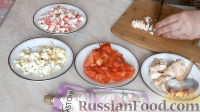 Фото приготовления рецепта: Салат из куриной грудки и фасоли - шаг №6