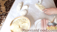 Фото приготовления рецепта: Сосиски в тесте, с картошкой - шаг №4