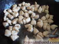 Фото приготовления рецепта: Курица в овощном рагу - шаг №8