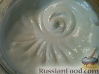Фото приготовления рецепта: Пирог с нектаринами - шаг №8