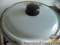 Фото приготовления рецепта: Куриный суп с цветной капустой и гречкой - шаг №7