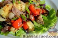 Фото приготовления рецепта: Теплый салат с баклажанами и говяжьим языком - шаг №7