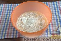 Фото приготовления рецепта: Тосканский пирог с кабачками и сыром - шаг №4