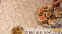 Фото приготовления рецепта: Картофельные тарталетки с морепродуктами - шаг №5