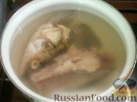Фото приготовления рецепта: Уха из судака - шаг №4