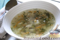 Фото к рецепту: Летний суп с зеленым горошком