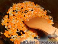 Фото приготовления рецепта: Суп картофельный со щавелем - шаг №7