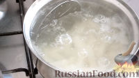 Фото приготовления рецепта: Пшённая каша с курицей и кабачком, на сковороде - шаг №13