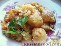Фото к рецепту: Овощное рагу из кабачков, картошки, цветной капусты