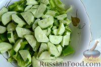 Фото приготовления рецепта: Зеленый греческий салат - шаг №6