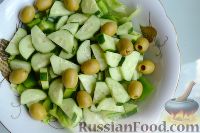 Фото приготовления рецепта: Зеленый греческий салат - шаг №7