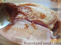 Фото приготовления рецепта: Куриная грудка в томатном маринаде - шаг №4