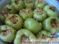Фото приготовления рецепта: Болгарский перец, фаршированный рисом и грибами - шаг №8
