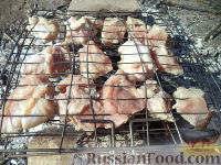 Фото приготовления рецепта: Шашлык из свинины в белом вине - шаг №6