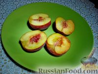 Фото приготовления рецепта: Десерт из персиков, с маскарпоне - шаг №2