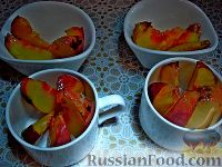 Фото приготовления рецепта: Десерт из персиков, с маскарпоне - шаг №5