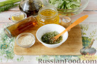 Фото приготовления рецепта: Маринованный салат из огурцов - шаг №6