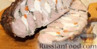 Фото к рецепту: Свинина, запеченная в фольге, с куриным филе и морковью
