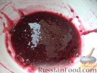 Фото приготовления рецепта: Кисель из свежих ягод - шаг №4