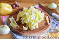Фото приготовления рецепта: Салат из болгарского перца и кабачков, на зиму (в мультиварке) - шаг №6