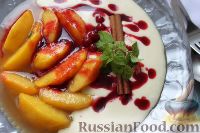 Фото приготовления рецепта: Десерт из персиков с ликером - шаг №15