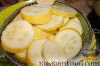 Фото приготовления рецепта: Кабачки, консервированные в лимонном масле - шаг №5