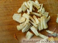 Фото приготовления рецепта: Щи из свежей капусты без картофеля - шаг №3