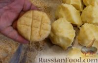 Фото приготовления рецепта: Картофельные биточки - шаг №5