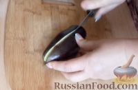 Фото приготовления рецепта: Баклажаны с фаршем (в духовке) - шаг №2