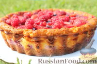 Фото приготовления рецепта: Чизкейк со свежими ягодами - шаг №11
