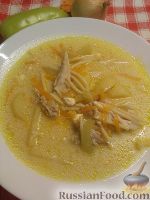 Фото к рецепту: Суп с плавленым сыром и курицей