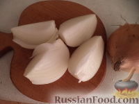 Фото приготовления рецепта: Холодный чай с персиком и базиликом - шаг №5