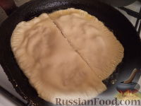 Фото приготовления рецепта: Чебуреки крымские - шаг №15