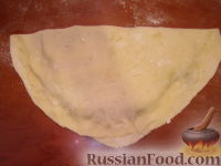 Фото приготовления рецепта: Плачинды (плацинды) с зеленью и яйцом - шаг №7